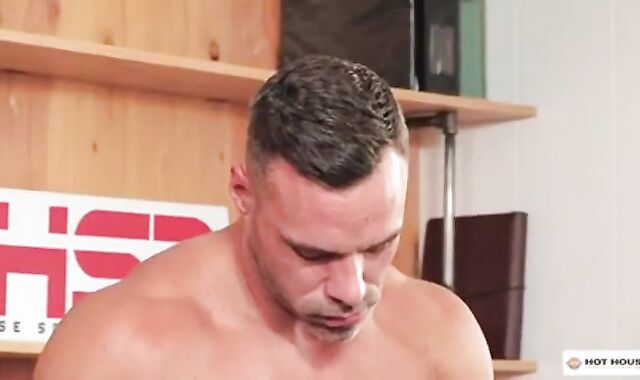 Manuel S bonks Devin F