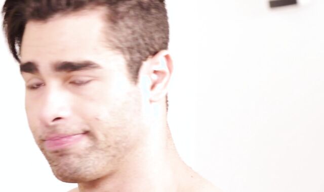 Fantasies Do Come True - Domonic Micheals & Lucas Leon culo penetrate