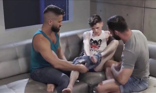 Inked fledgling homemade blowages live on webcam