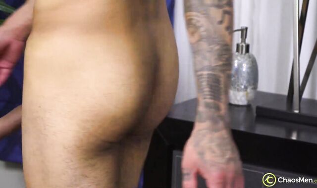 ChaosMen.com: Latino playing with pound-festival playthings