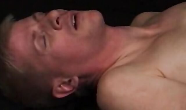 Randy man Likes Taking 10-Pounder In cornhole And mouth And Gives Rim Job gets Facial cumshot