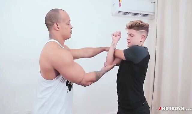 HB - O Individual Me Comeu