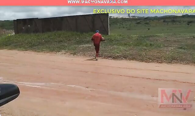 O Auxiliar De Mecanico