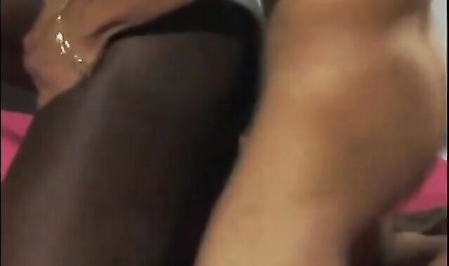 engulfing That horny Latin 10-Pounder