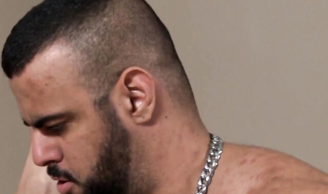 MenOver30 - Tatted hairy latino jock asslicking