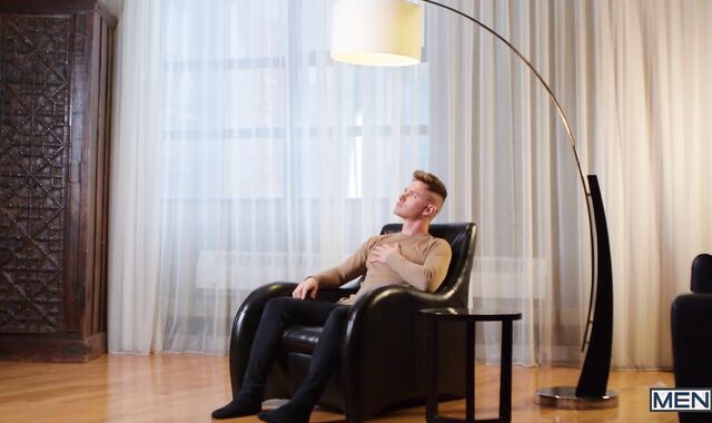 GodsOfMen.com: Dark-skinned hair Zak Bishop needs rock hard fuckfest