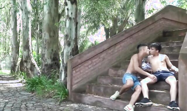 teenies Barebacking In The Park