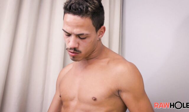 Rawhole: Twunk Augusto Phellipe licks uncut manstick