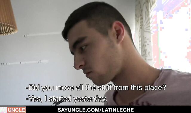 Camerist Barebacks A Real Estate Agent