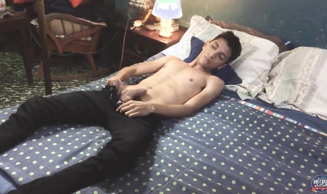 BarebackLatinoz: Solo lean Santiago latino fapping