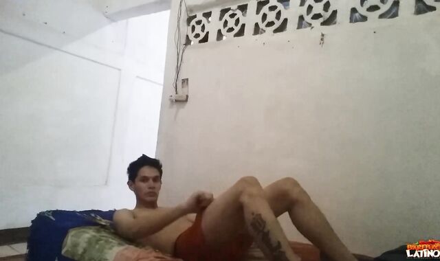 BarebackLatinoz: Solo bulge latino pumping in the sofa