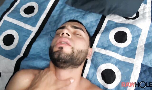 Rawhole: Latino Angelo fellates big man-meat & fapping