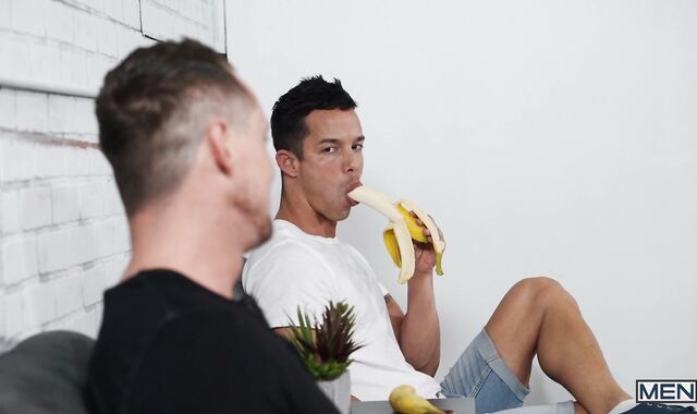 Blow challenge: without a love glove - Pierce Paris with Nic Sahara sixty-9 shag