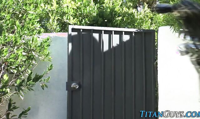 Ripped Latin jizm Douse