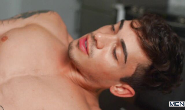 Str8ToGay - Dark-hued hair Ashton Summers cheating blowjob cum