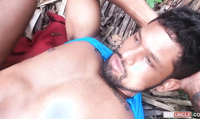 LatinLeche.com - Naughty Damian plumbing