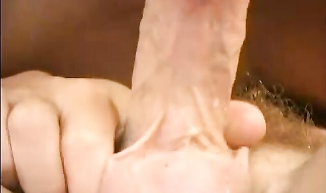 10-Pounder swaying in the jungle