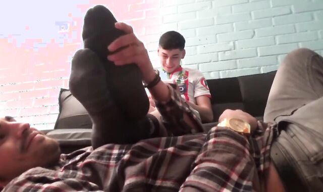 Football BROTHERS Feet