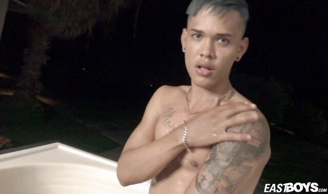 EastBoys.com - Stuffing rock-hard with Chris Chris Heria