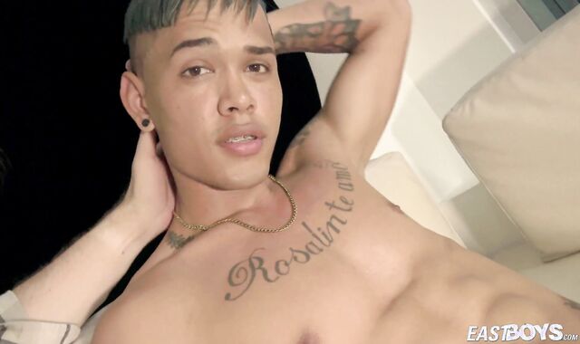 EastBoys.com - Stuffing rock-hard with Chris Chris Heria