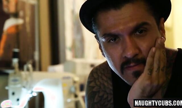 Brazilian queer Flip Flop And Facial cumshot