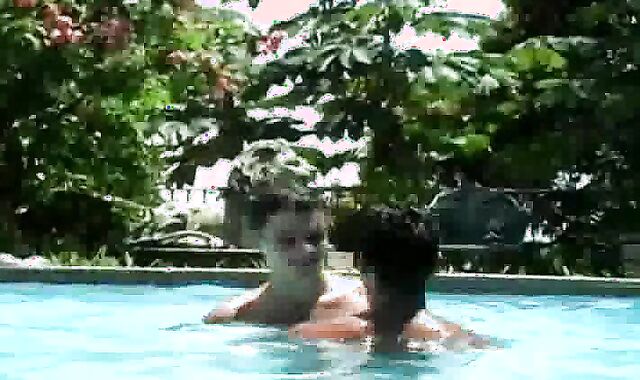 This teen enjoys to SPY on poolside trio-ways