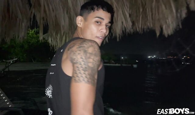 EastBoys.com: Colombian Reed & Lucian Reed great tear up outdoors