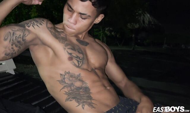 EastBoys.com: Colombian Reed & Lucian Reed great tear up outdoors