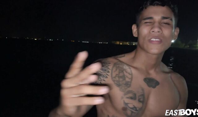 EastBoys.com: Colombian Reed & Lucian Reed great tear up outdoors