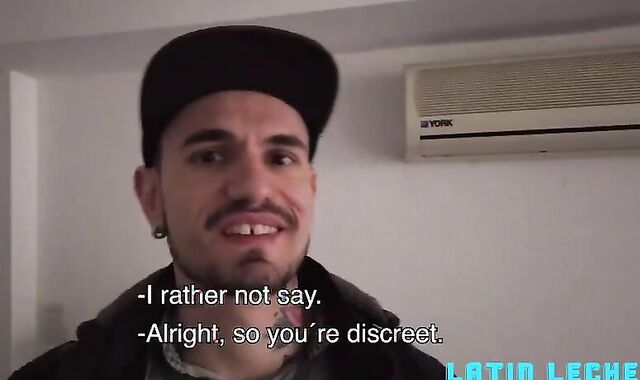 SeXYTourist gets Paid&smash In Hotel