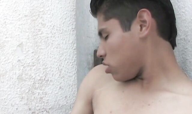 OTB Boyz - Twunk Carlos hard goes horny on manmeat