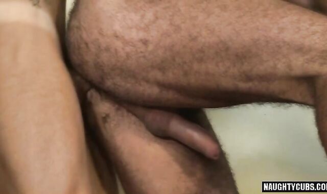 Mexican homosexual Roll Flop With goo fountain