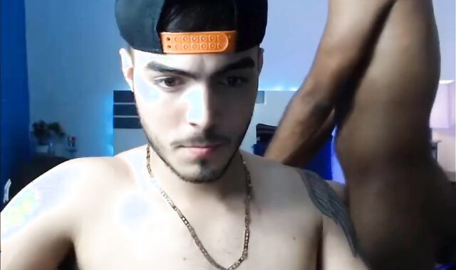 Gagnbang Live lalin woman Party On Cruisingcams.com