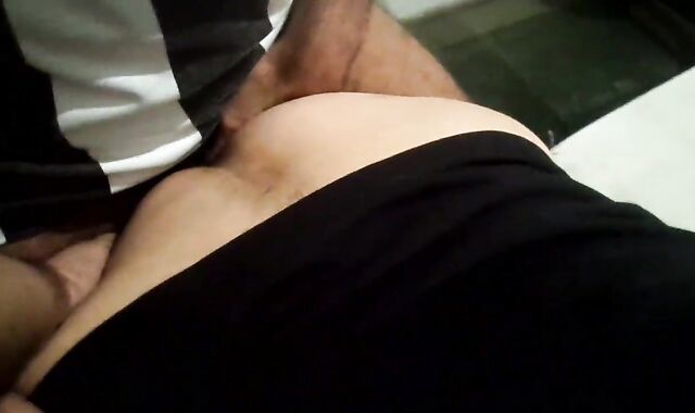 Veio Me Fuder E Trouxe Um Amigo