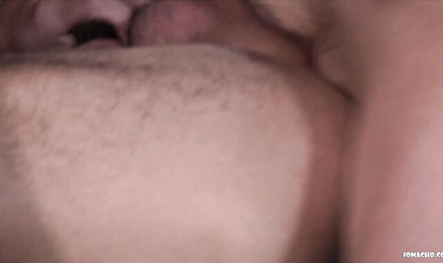 Iomacho: Young latino Dimitri enjoys harsh hump