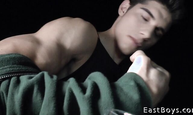 EastBoys.com: Latino outdoors