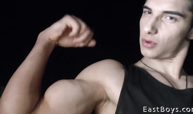 EastBoys.com: Latino outdoors