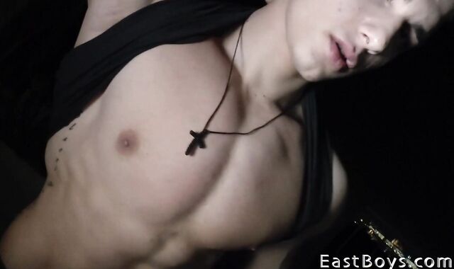 EastBoys.com: Latino outdoors