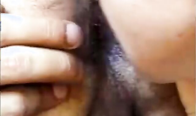 Liking an arse-crevice picnic