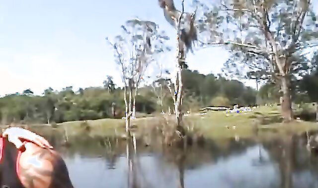 Teddies banging at the lake