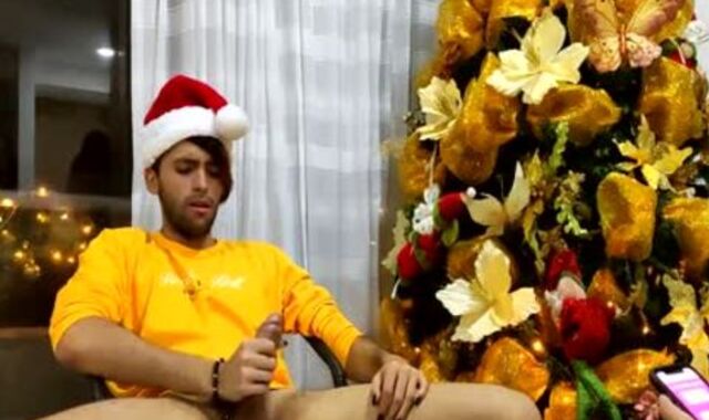 My Christmas Present To A Worshipper Was To Let Him Control My fake penis Till I spunk