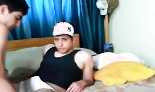 Amigos Follando A Pelo Across webcam PÃº