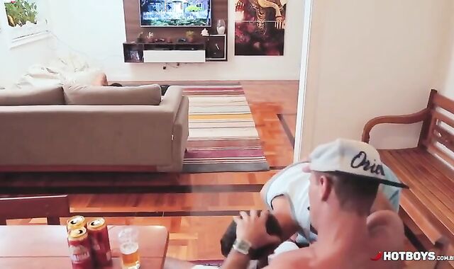 HB - Ralphy Mello Y Felipe Leonel