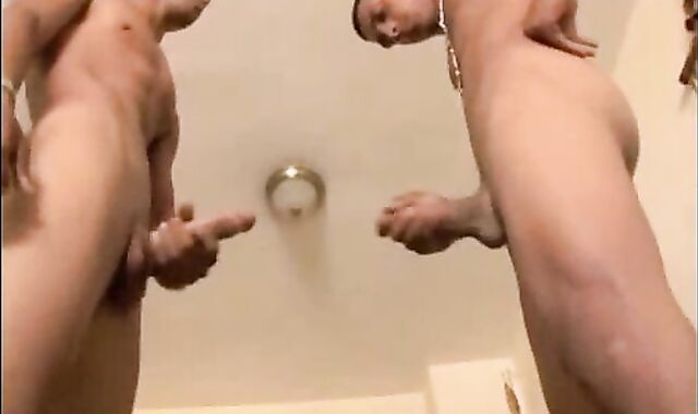 Hard ripped latino grizzly jacking huge bone