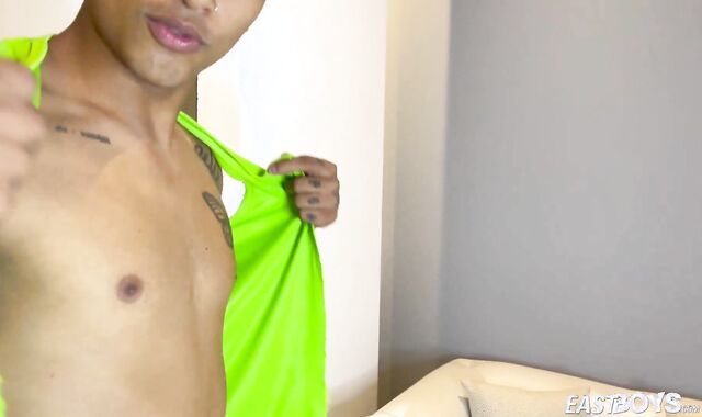 EastBoys: Ultra-cute thick manmeat Thiago hj