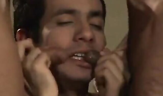 Argentinian youngsters drill in a soiree!