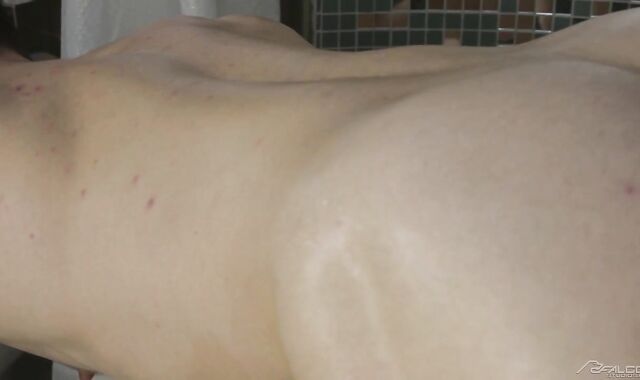 FalconStudios.com: Latino bodybuilder loves suck