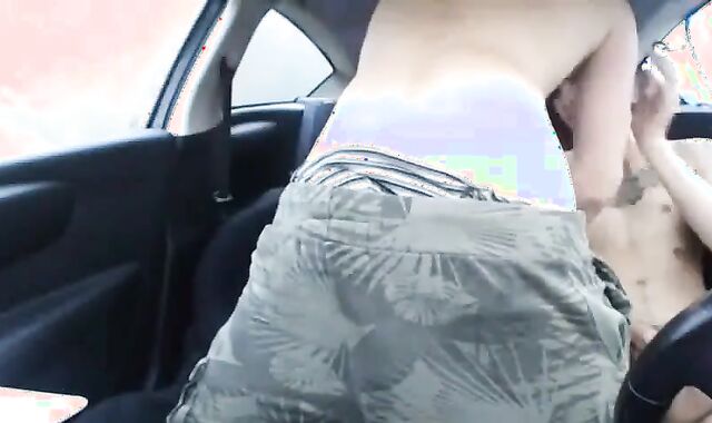 Hermosos lads Blanquitos Se Follan En Su Auto (video sequence 02)