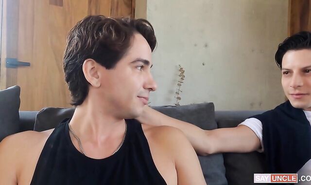 Mexican Leche: Cool latino hairy man luvs sans a condom hard-core hook-up