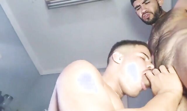 TORANDO MEU PRIMO NO SIGILO